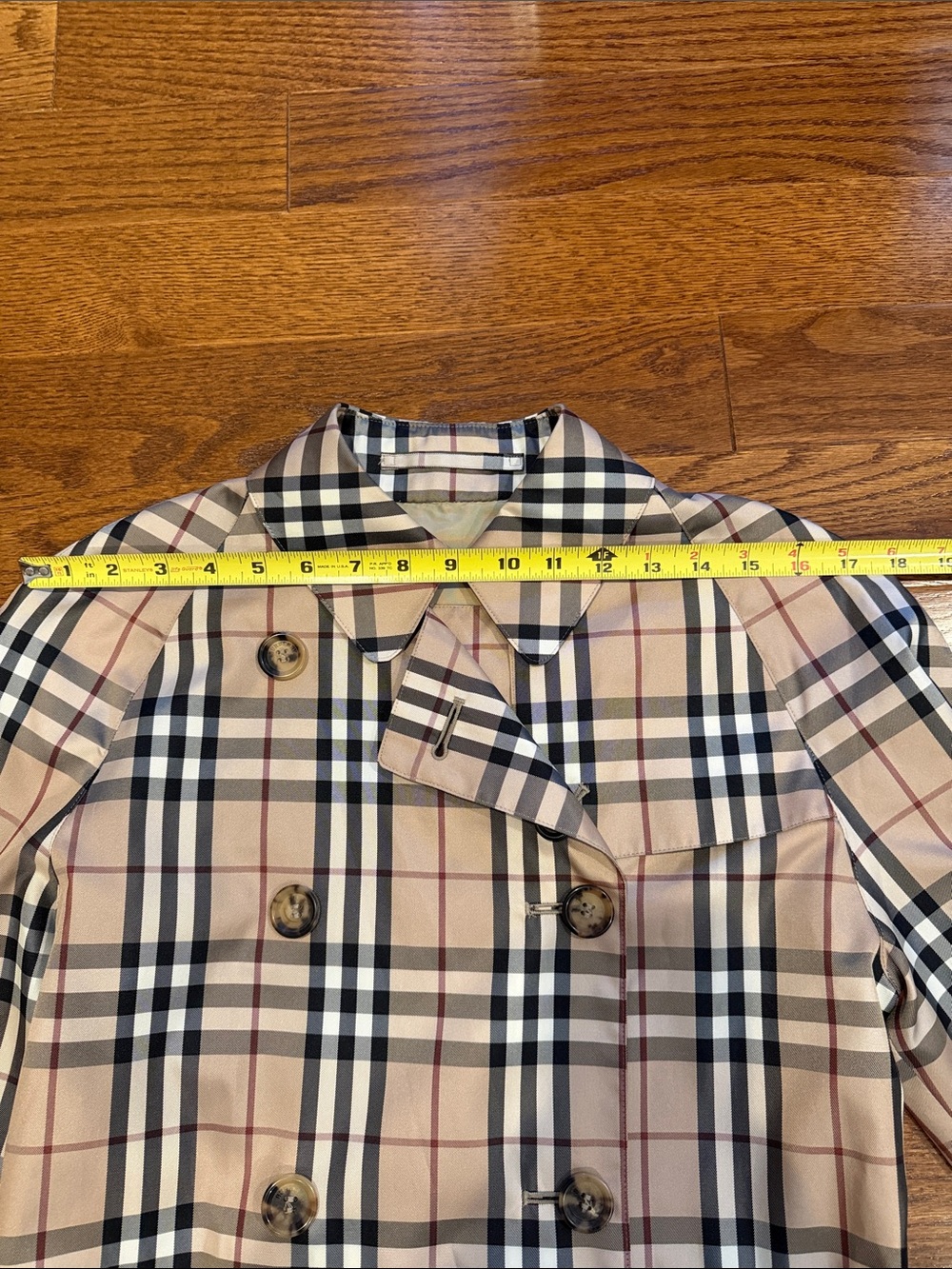 Burberry Beige Plaid Double-Breasted Trench Coat - Picture 6 of 15